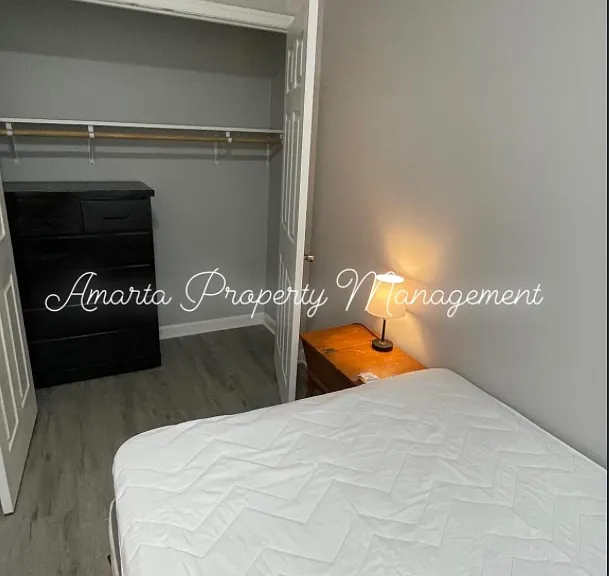 1413 Meridian Pl NW #1A — Photo 2