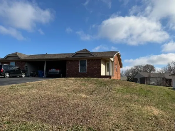 1406 Valleywood Dr, Murray, KY 42071