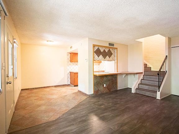 3rd image of 3405 W Echo Ln
