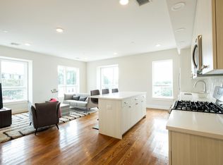 1 Everett Sq #302M, Allston, MA 02134