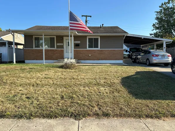 555 Kirkwood Dr, West Jefferson, OH 43162