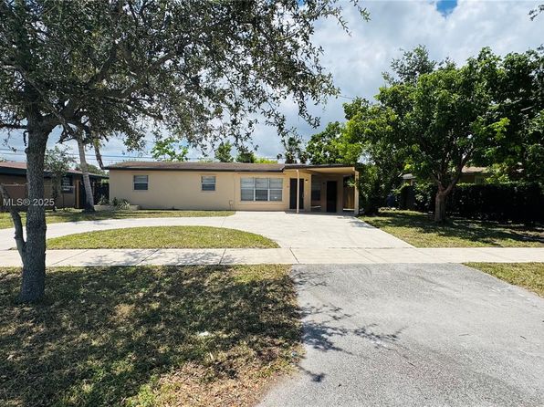 531 SW 38th Ter