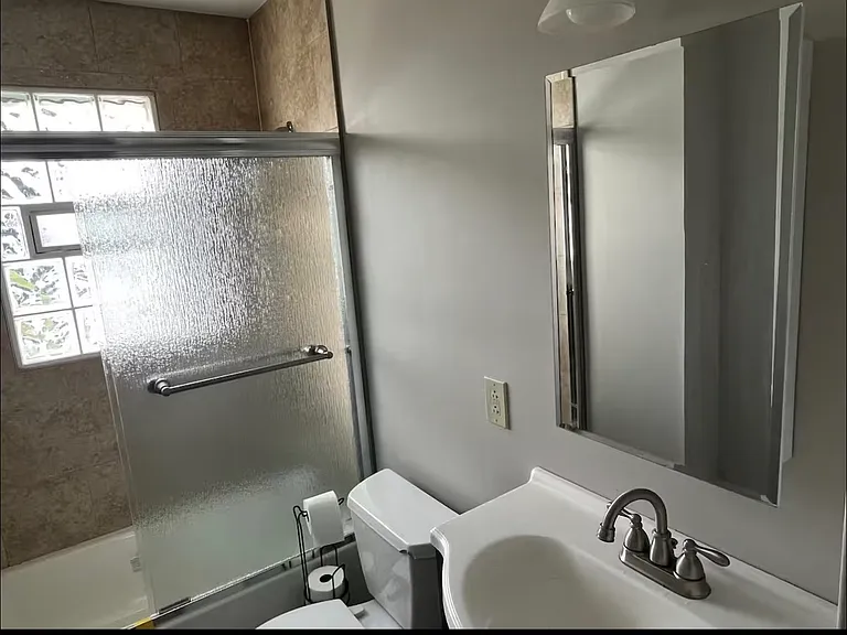 326 W Bagley Rd — Photo 12