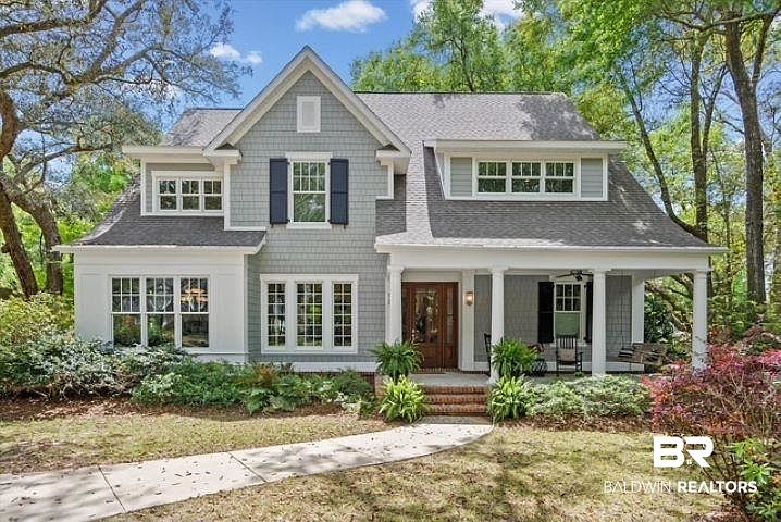 1st image of 6100 Oakwood Ln