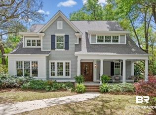 6100 Oakwood Ln, Fairhope, AL 36532