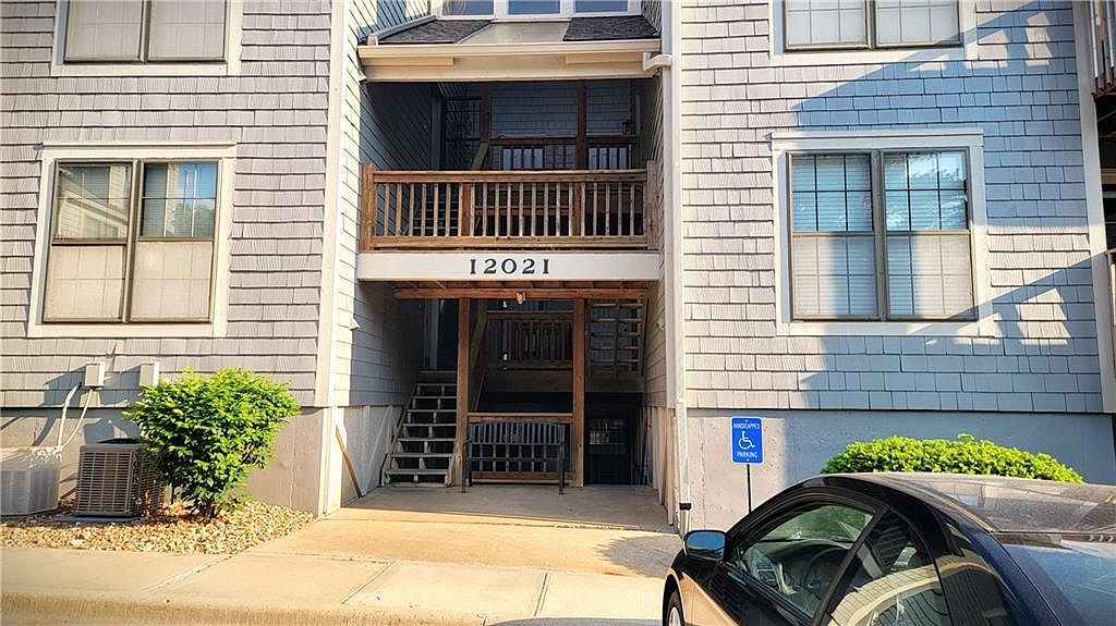 12021 W 58th Pl APT A, Shawnee, KS 66216 Zillow