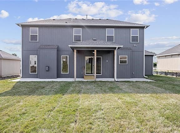 4th image of 10916 N Crystal Ave