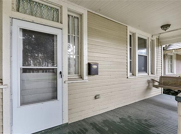 2nd image of 544 Avenue D