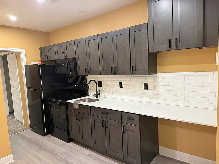 1414 E 30th St #3W — Photo 8