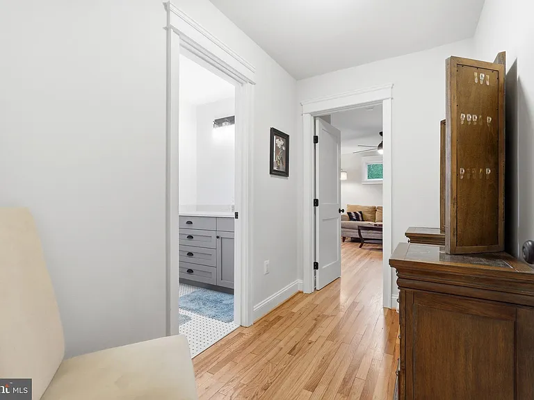 1227 Clagett Dr — Photo 20