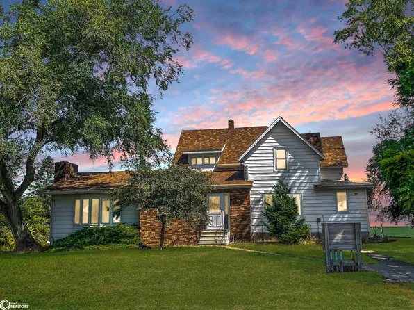 1060 J Ave, Reinbeck, IA 50669