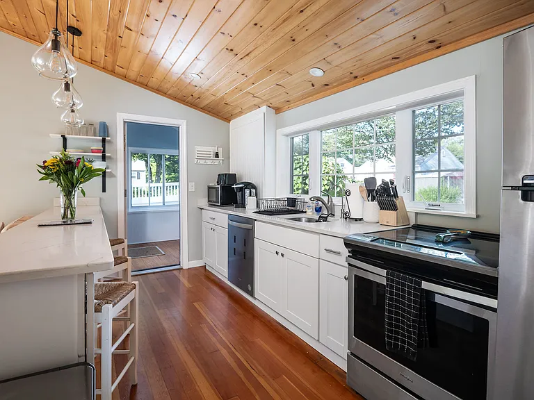 218 Roxy Cahoon Rd — Photo 18