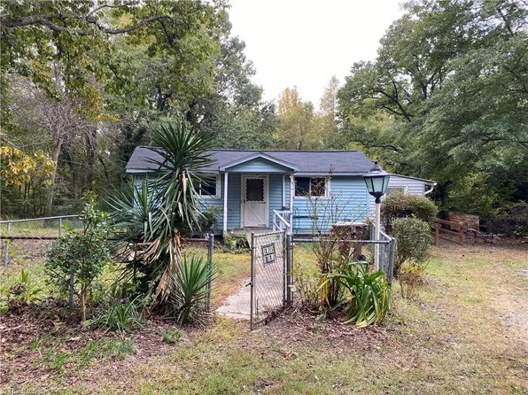 724 Stoney Hill Cir, Greensboro, NC 27406