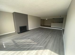 The Brentwood Collection, Los Angeles, CA 90049