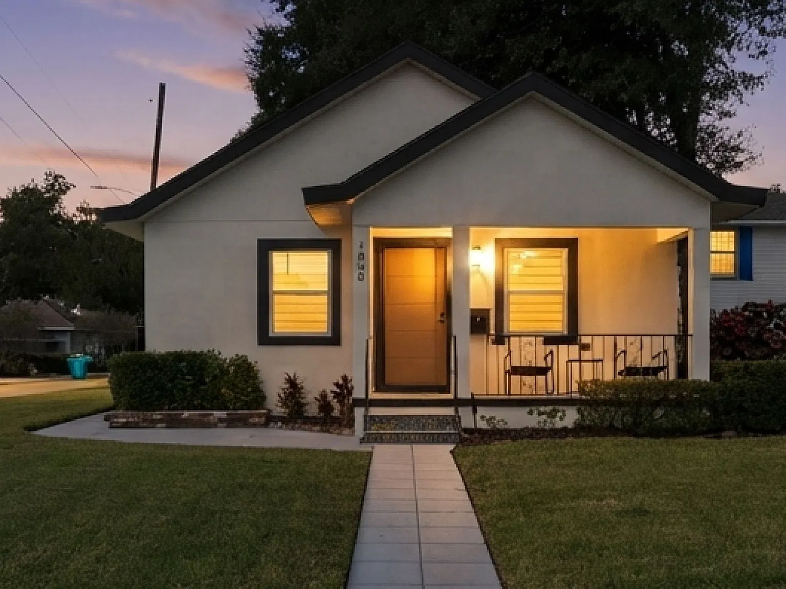 3 bed, 950 sqft, $2,650 — Photo 2