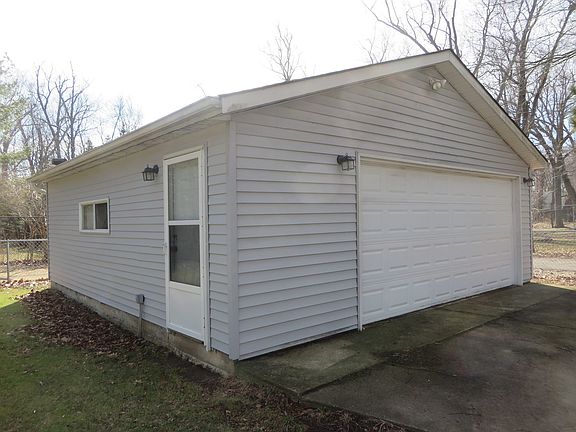 5th image of 8750 E South Shore Dr