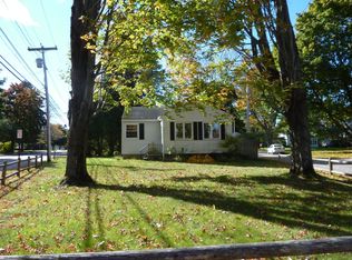 97 Portland St, Yarmouth, ME 04096