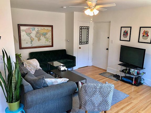 5th image of 4544 N Wolcott Ave APT 4