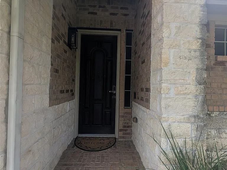 14915 Bronze Finch Dr — Photo 2