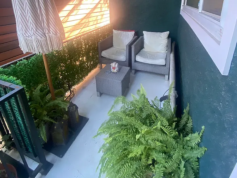 652 Vernon Ave #2 — Photo 25