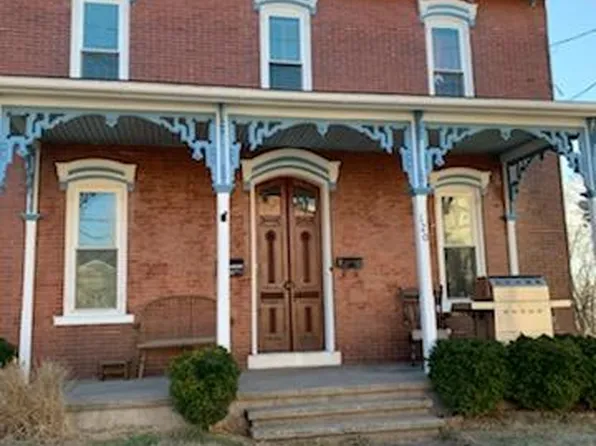 120 4th St #A, Pennsburg, PA 18073