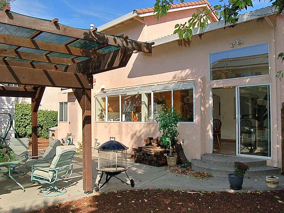 4th image of 4119 Stanislaus Ln