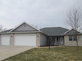 12085 N Ashe Ct, Milford, IN