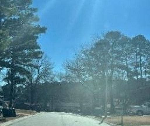 Exterior Neighborhood (street photo)