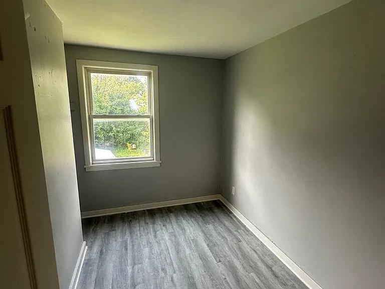 Six Unit Multi Family Townhomes — Photo 14