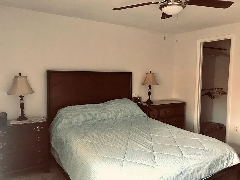 108 Edgewood Ct — Photo 3