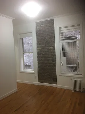 Rented by Skyline Realty LLC II | media 9