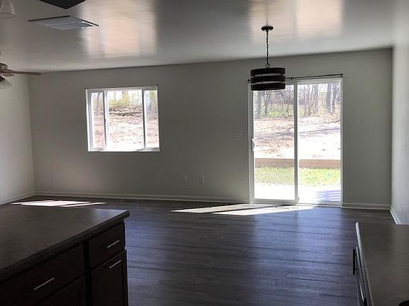 4th image of 309 Felton St #309