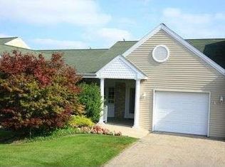 1093 Fountain View Cir UNIT 3, Holland, MI 49423