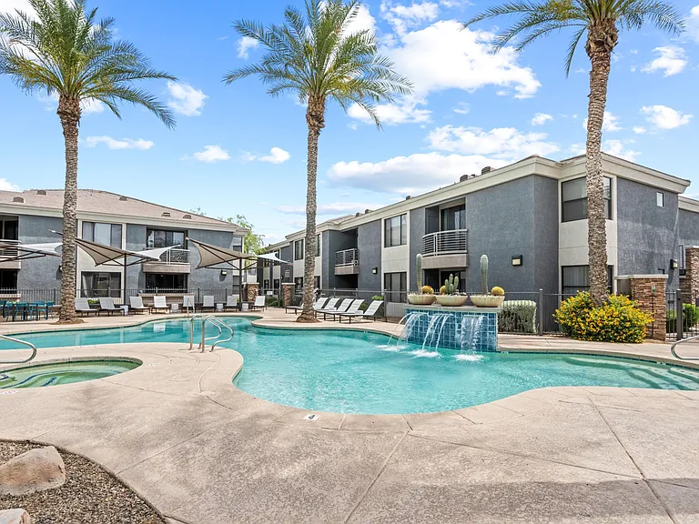 Pool and Spa at Element Deer Valley in Phoenix, AZ