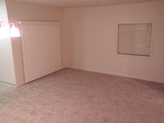 4th image of 9419 NE 73rd St