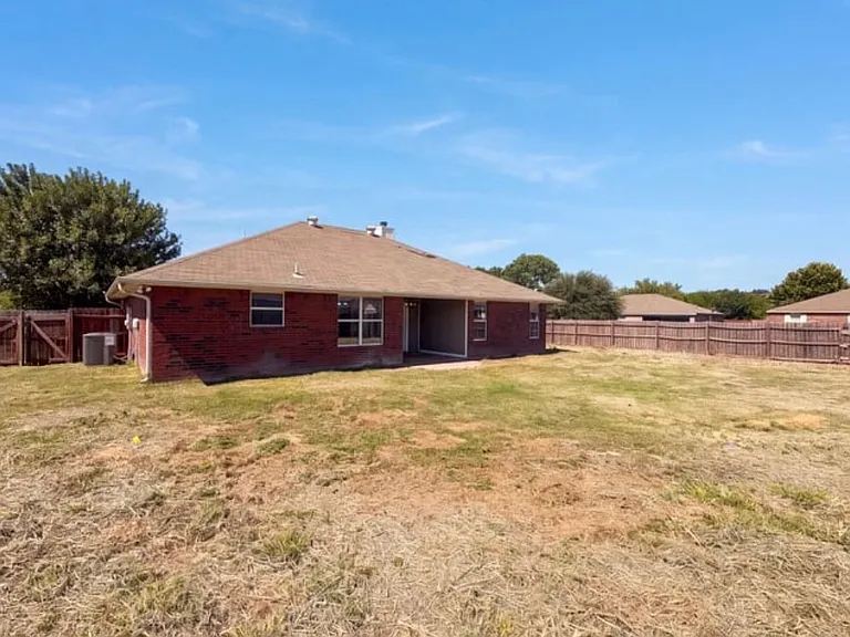507 Abu Bakar Dr — Photo 15