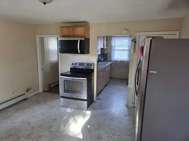 16 Valley St — Photo 7