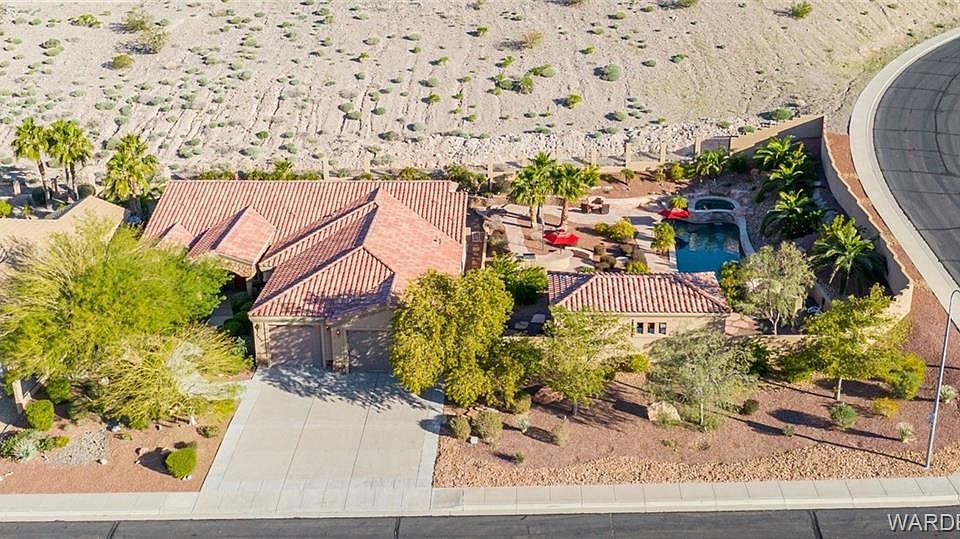 1st image of 2893 Desert Trail Dr