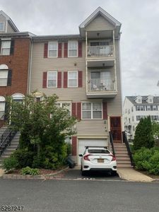 45 Yancy Dr, Newark, NJ, 07103