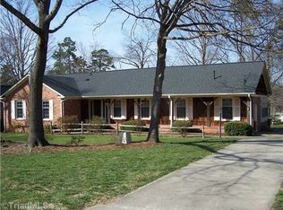 5017 Edinborough Rd, Greensboro, NC 27406