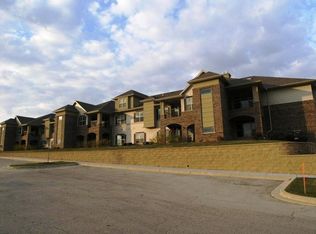 2849 W Drexel Ave UNIT 618, Franklin, WI 53132