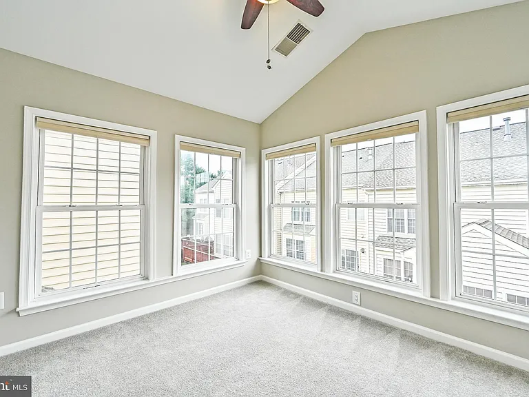 4654 Hummingbird Ln — Photo 28