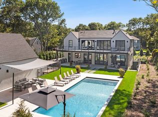 6 Dayton Ave, East Hampton, NY 11937