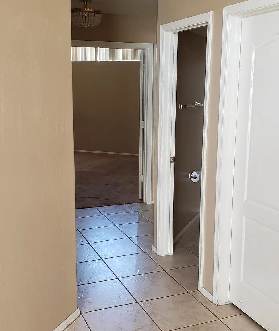 3 bed, 2.5 bath, 2149 sqft, $2,295 — Photo 4