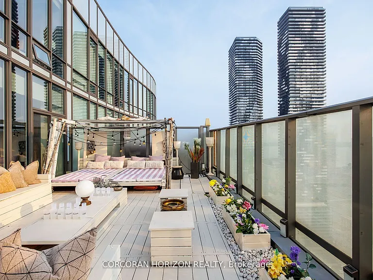 1 Market St #Penthouse 01 — Photo 7