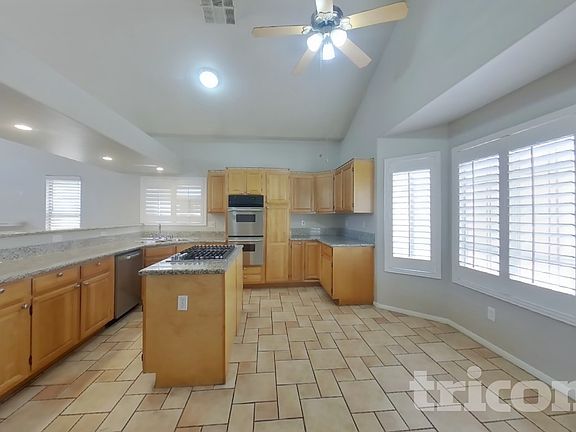 4th image of 1133 Broken Hills Dr