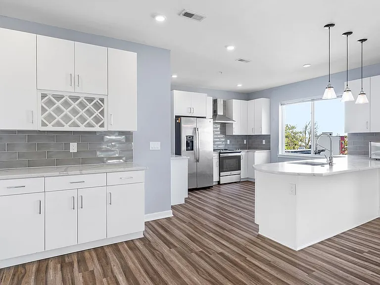 1352 N 27th St - DPD 4676 Pyramid — Photo 11