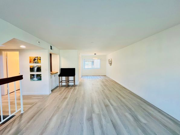 200 W Grand Ave APT D