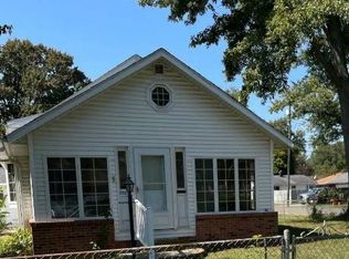 5523 Fenwick Dr, Toledo, OH 43623