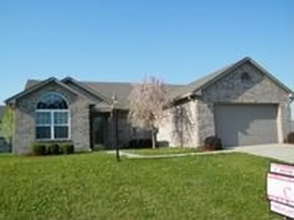 1142 Chestnut Ln, Franklin, IN 46131